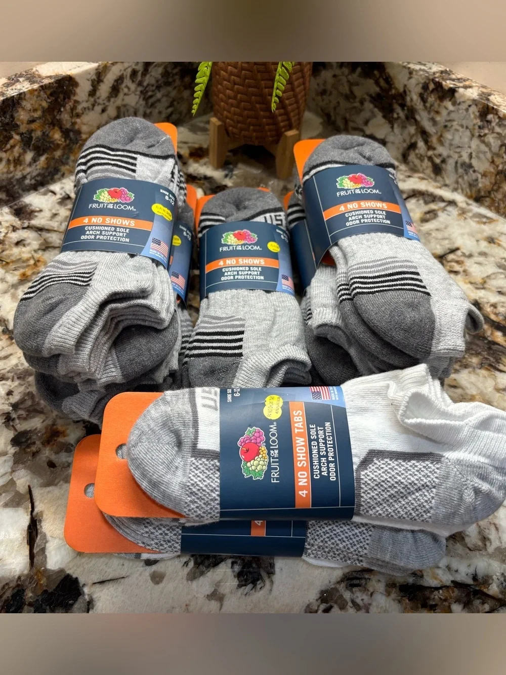 Fruit of the Loom Men's 4-Pack No-Show Tab Socks - Gray & White bundle of 8